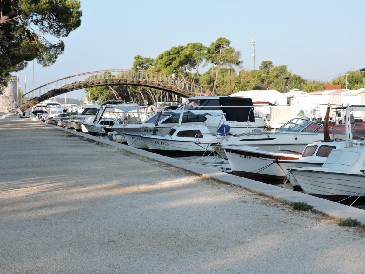 Villa Luna Trogir Exterior foto